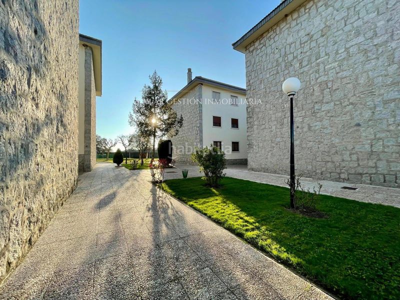 Foto 48c53494-9e76-4dfa-a48c-82ee16fa5b2b. Pis amb calefacció piscina a Terradillos