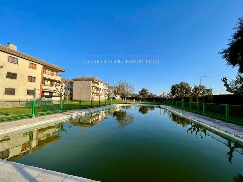 Foto 5c33cdd2-a4fd-47b9-9f5c-ff95f480722a. Pis amb calefacció piscina a Terradillos