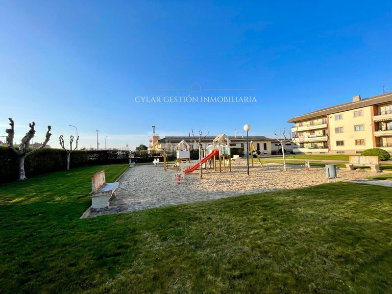 Foto b2c16eea-439c-4a3b-9fcd-7946e1212cfd. Pis amb calefacció piscina a Terradillos