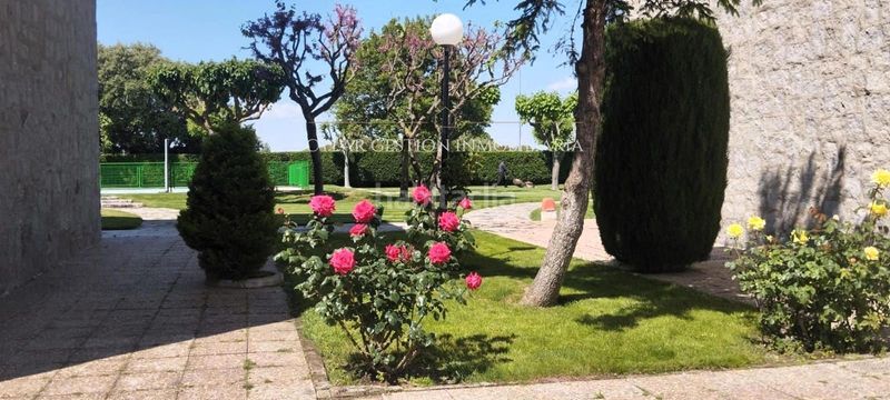 Foto c4085010-94c4-4348-80b4-7732215e6f6b. Pis amb calefacció piscina a Terradillos