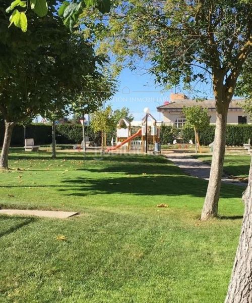 Foto da609cc9-0865-44b2-b87d-836ad256a779. Pis amb calefacció piscina a Terradillos