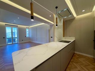 Appartement  Corrales de monroy. Piso de lujo en venta en calle monrroy