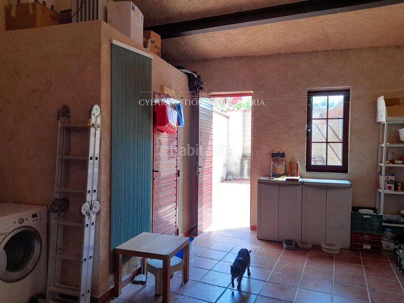 Foto 0bc2b390-0b72-4f78-8b53-d7e596104243. Casa adossada amb calefacció aparcament a Bañobárez