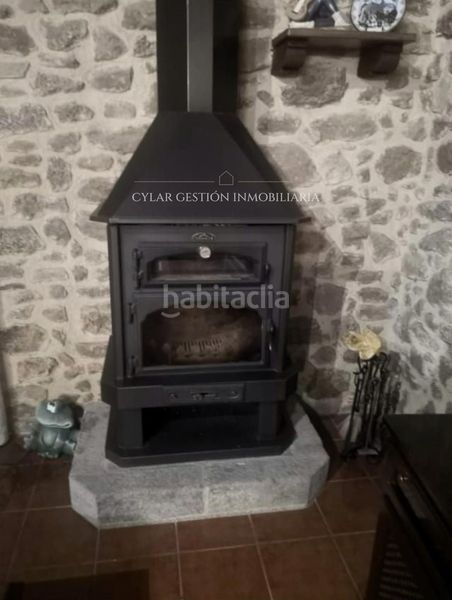 Foto 1e0df19a-ef88-431f-8ec2-326ff8d22d20. Casa adossada amb calefacció aparcament a Bañobárez