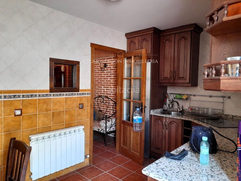 Foto 82cbc9c4-9496-4af1-b444-30812f31e628. Casa adossada amb calefacció aparcament a Bañobárez