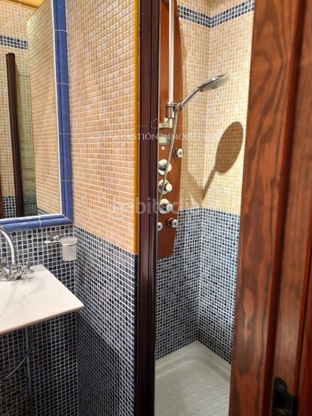 Foto 9964916d-2937-4155-ab3d-148134fbd33e. Casa adossada amb calefacció aparcament a Bañobárez