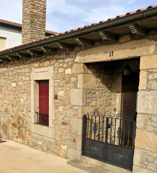 Foto c195686e-7dbd-4373-a1e2-ef195240b04d. Casa adossada amb calefacció aparcament a Bañobárez