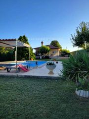 Chalet  Camino cedillo. Vivienda en venta en castellanos de villiquera, a 8 km de salama