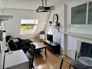 Rent Penthouse  Calleja sola. Atico en alquiler con terraza y garaje en aldeaseca de la armuña