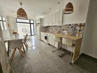 Lloguer Pis  Doctor navarro. Estudio en alquiler en zona gran capitan en salamanca