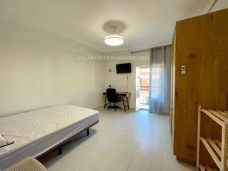 Alquiler Piso  Moral, la. Alquiler de habitaciones en piso compartido en pizarrales