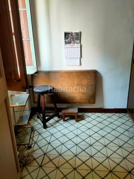 Foto 17bf0d0d-11a2-42b5-bdf6-11105722d278. Piso en carrer de santa anna 25 en Gòtic Barcelona