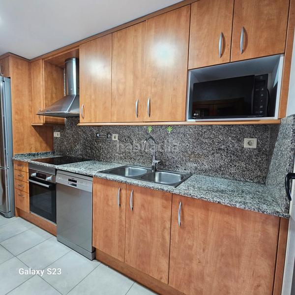 Foto 3a66647b-9645-4e4d-94f5-bc45b9dedba9. Alquiler piso preciosa vivienda con zona comunitaria y plaza de garaje en Viladecans