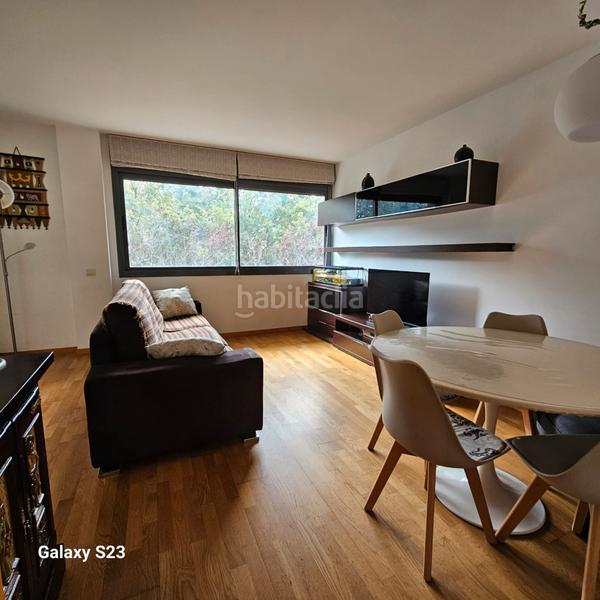 Foto bff459f4-cdf6-4218-8254-941d3ed3c066. Alquiler piso preciosa vivienda con zona comunitaria y plaza de garaje en Viladecans