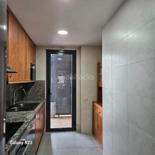 Foto e518c230-8d27-4bca-9a7c-bf3207c89b2d. Alquiler piso preciosa vivienda con zona comunitaria y plaza de garaje en Viladecans