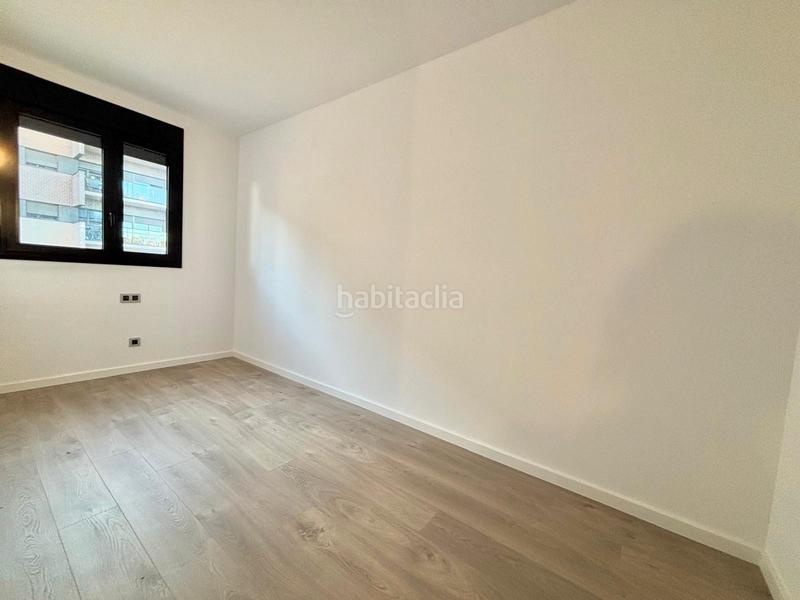 Foto 9dfe2043-7236-4f01-ab90-d2c9a057b734. Alquiler piso alquiler temporal- obra nueva con piscina y garaje en Viladecans