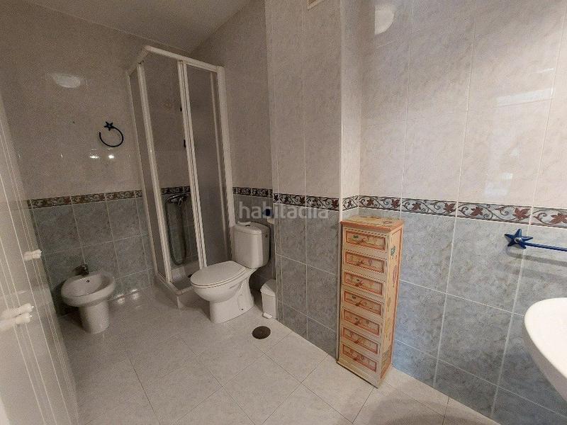 Foto 36fdd378-f3af-4c90-a06d-cd21bc7f85b7. Piso  calle menorca en Adra