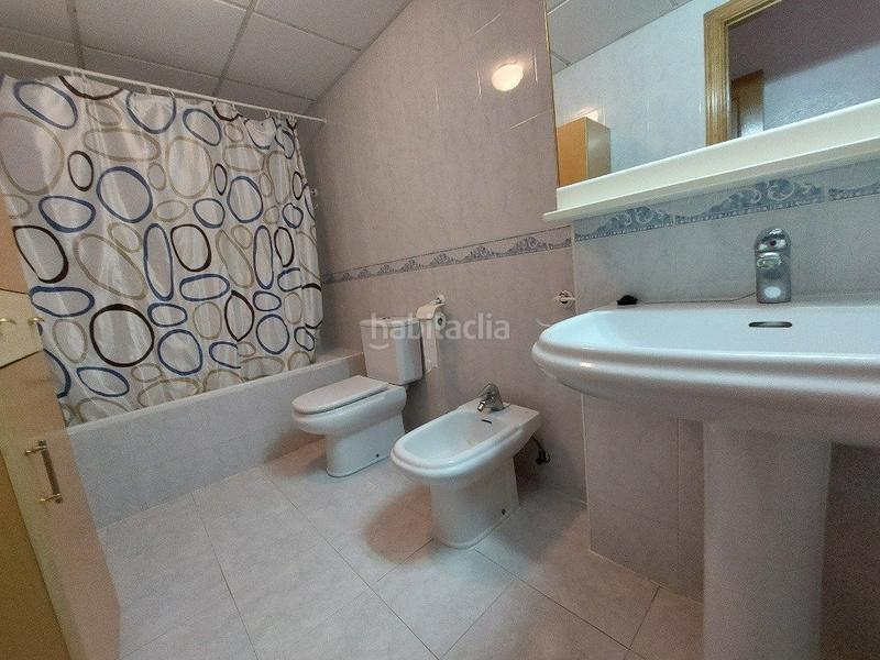 Foto bf9758c3-576b-4bb5-9e08-3f38831fb4de. Piso  calle menorca en Adra