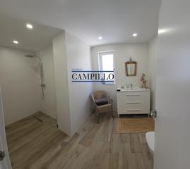 Appartement à Adra. Se vende piso zona centro 3 dormitorios