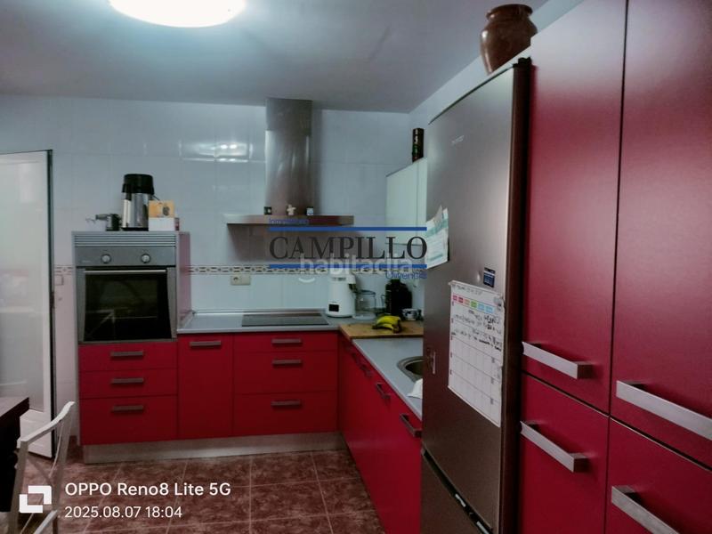 Foto 2759f2e9-35d9-49cf-a8d0-fc2711a3cbfa. Piso se vende piso en zona centro de 3 dormitorios en Adra
