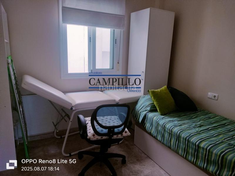 Foto 8f0babfb-2e8b-4a25-be43-c3ec9e38be4f. Piso se vende piso en zona centro de 3 dormitorios en Adra