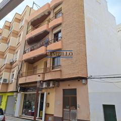 Edifici a Adra. Edificio en adra centrico en calle mercado