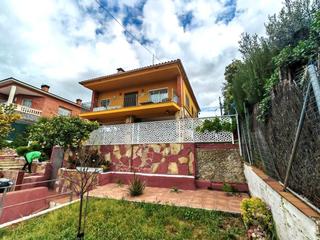 Maison à Lliçà d´Amunt. Ref. tot-2375 casa de 161 m2 en urb. de lliçà d'amunt con parcel