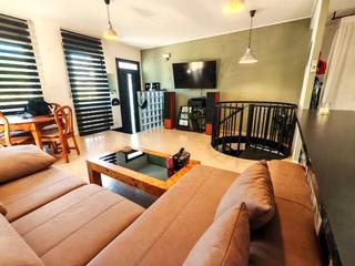 Studio à Santa Eulàlia de Ronçana. Ref. tot-2381 local-estudio de 79 m2 const. en el casco urbano d