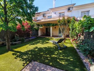 Reihenhaus in Lliçà d´Amunt. Casa adosada de 150 m2 en el casco urbano de lliçà d'amunt, al l