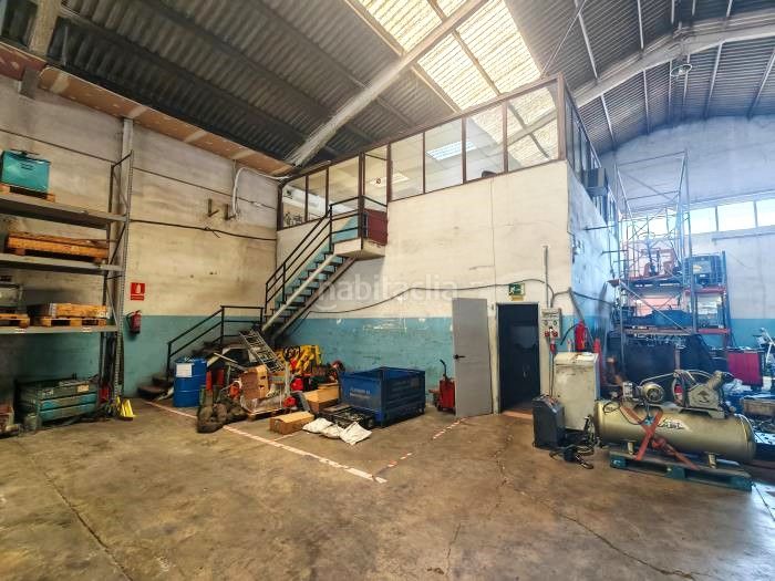 Foto 33d1fb42-f02c-4a75-9372-9be0060a4c2c. Nau industrial a Lliçà de Vall