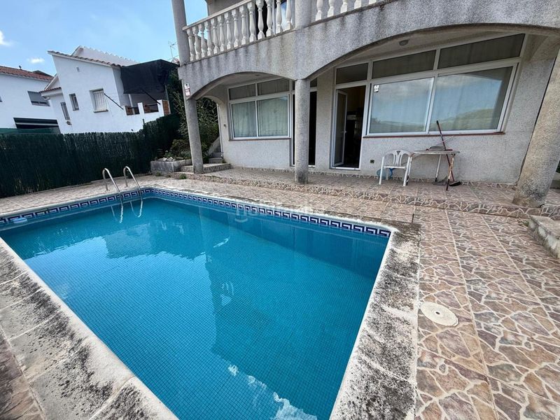 Foto 894db022-6833-47be-b080-bc943ac865f5. Chalet en Olivella