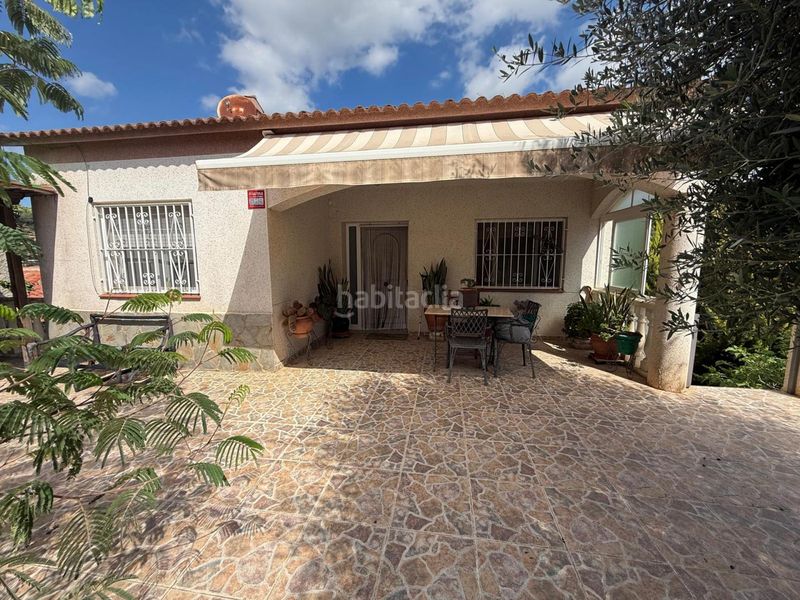 Foto fa87b12d-2086-4e19-a379-67497c60140c. Chalet en Olivella
