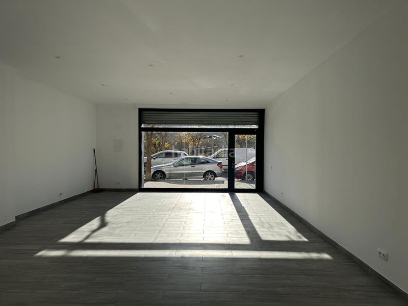 Foto a619b1c3-b9e3-4886-bbe8-f08378ad737d. Local comercial en Olivella