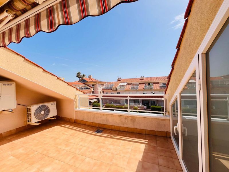 Foto 5cd4d528-d3c3-4a1a-b1f7-05e32ae81e28. Maison jumelée avec chauffage parking piscine dans Les Salines-Pla de Sant Pere Cubelles