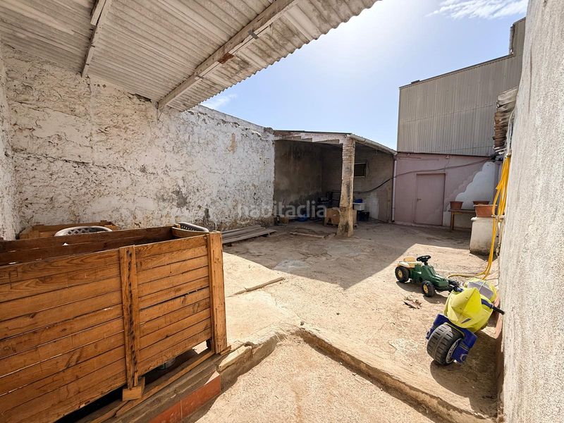 Foto d3ecc4c5-4b57-40be-9fd3-586d13efe351. Maison jumelée avec parking dans barceloneta - molí d´en rovira Vilafranca del Penedès