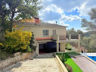 Xalet a Olivella