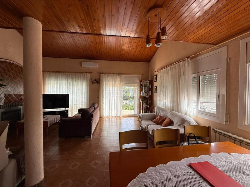 Foto 7c226982-8761-499d-b085-2b65b29dc8a5. Chalet en Olèrdola