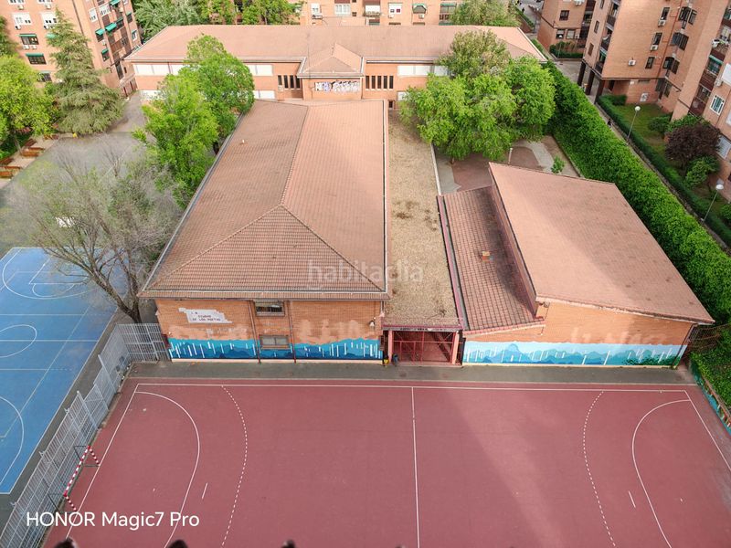 Foto e556b625-c122-4c82-92ae-be0f580a3438. Flat in Valdezarza Madrid
