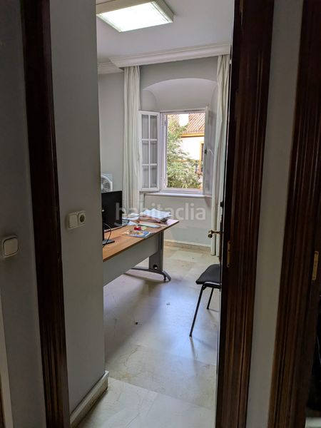 Foto c7e7a292-02ba-4a5f-94b9-10ccb679181c. Affitto edificio in El Porvenir Sevilla