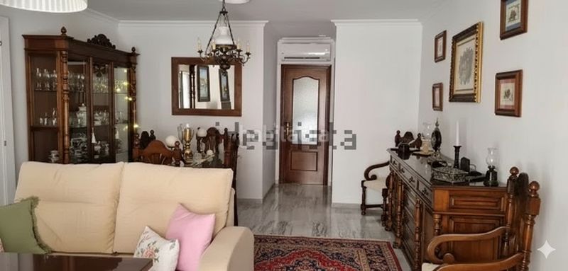 Foto 44a8f187-92c5-458d-b7ae-4f3e396e1d25. Casa a schiera in Centro - Doña Mercedes Dos Hermanas