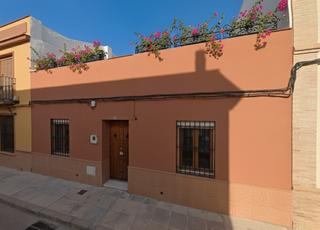 Casa a Calle benavente 20. Se vende casa de 132m2 contruidos para reformarla precio negocia