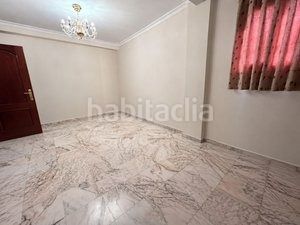 Foto 7d4e3afb-e875-4a28-9835-44b118db3b86. Casa amb aparcament a Arco Norte - Avda España Dos Hermanas