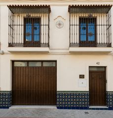 Maison à Centro - Doña Mercedes. Casa amplia en venta en pleno centro