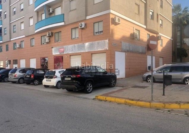 Foto 40c4f2ea-f208-43d7-b67f-69182a975a3c. Local comercial a El Arenal - La Pólvora Dos Hermanas