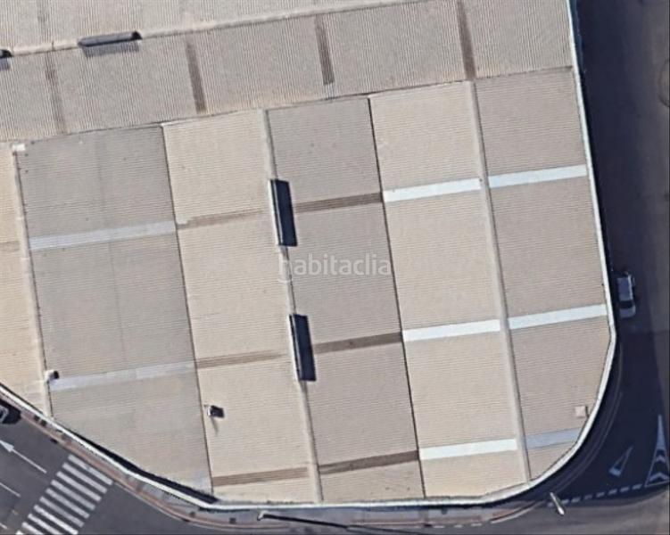 Foto 1458bf92-7e3e-44c4-b43c-4b8d0e2c23c9. Industrial building in La Hacienda - Nueva Andalucía Dos Hermanas