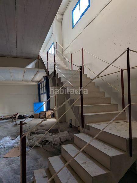 Foto 44c45903-c7f6-4448-b9ca-fa6d4796be8f. Miete fabrikhalle in La Motilla - Fuente del Rey Dos Hermanas