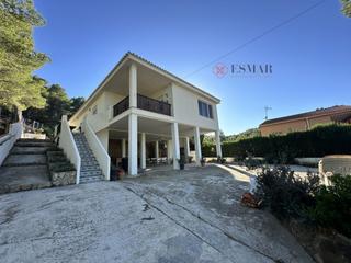 Xalet a Algar de Palància. Chalet en venta en urb. montes del palancia, 4 dormitorios.