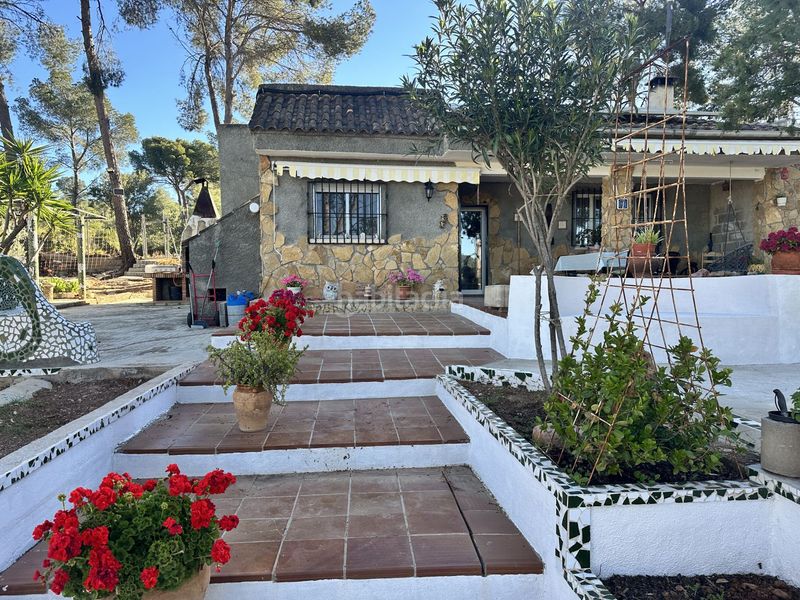 Foto 5dc68992-18c9-4abf-988e-d270461a30a7. Xalet amb calefacció aparcament piscina a Alfara de Algimia