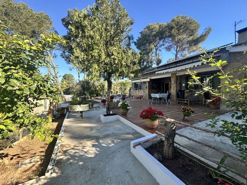 Foto 78221d52-4f52-4b5d-8555-92b1c3f3f962. Xalet amb calefacció aparcament piscina a Alfara de Algimia