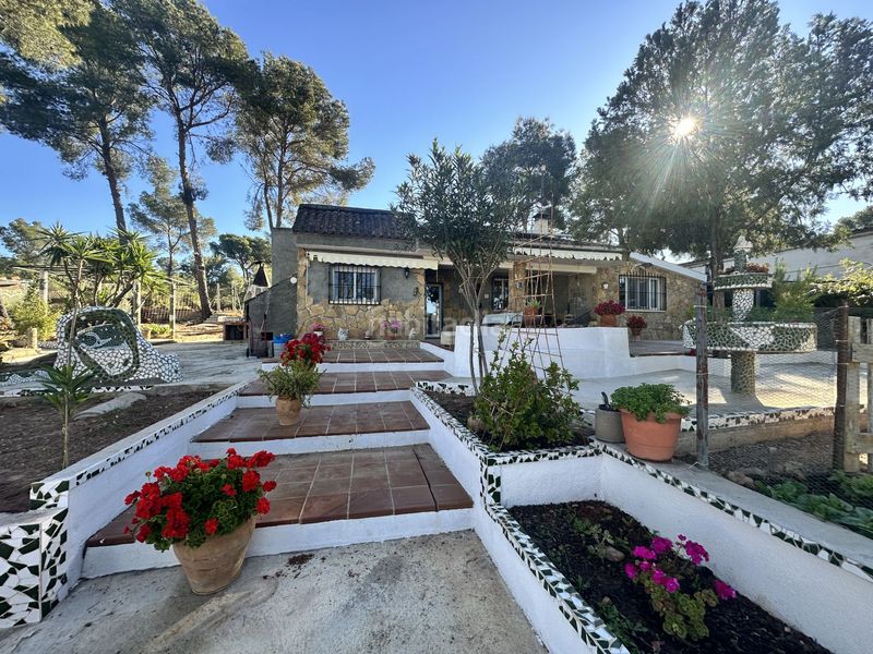 Foto 7c1192ac-c9f6-4c71-bd92-7cadea8fb4f9. Xalet amb calefacció aparcament piscina a Alfara de Algimia